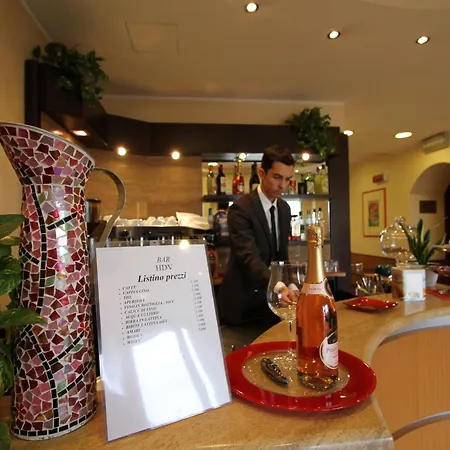 فندق Della Volta