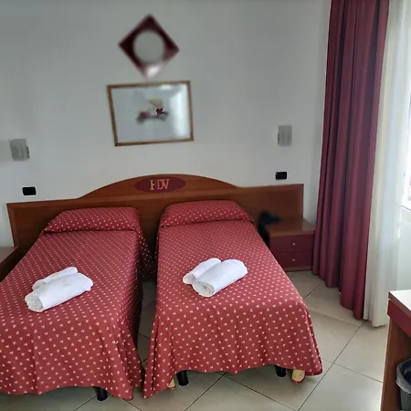 Della Volta Hotel 3*