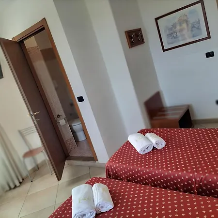 Della Volta Hotel 3*