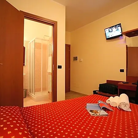 Della Volta Hotel 3*
