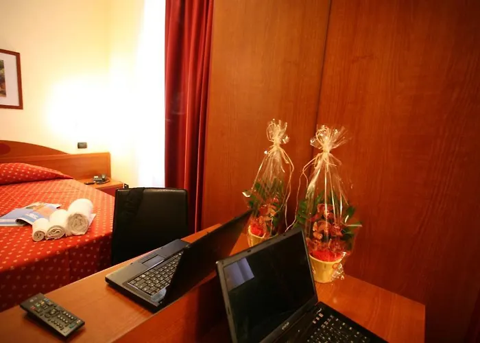 Della Volta Hotel 3*