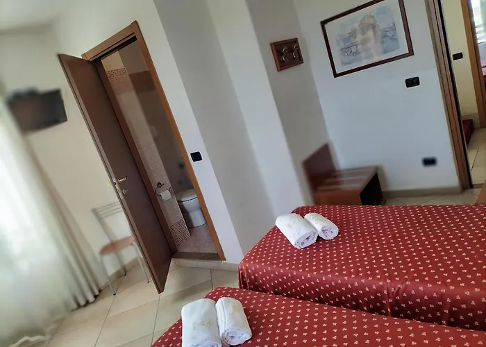 Della Volta Hotel 3*